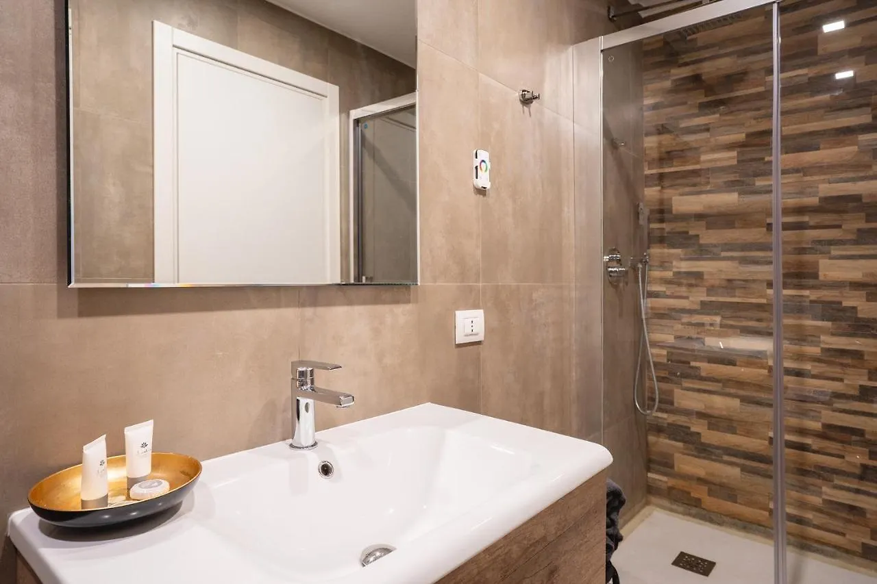 Fourooms - Bari Sparano Penzion